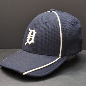 New Era,Navy Blue Detroit Tigers Fitted Baseball Cap with White Logo,S/M.